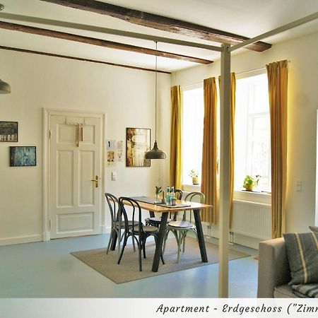 Das Gelbe Haus - Drei Besondere Ferienwohnungen فلنسبورغ المظهر الخارجي الصورة